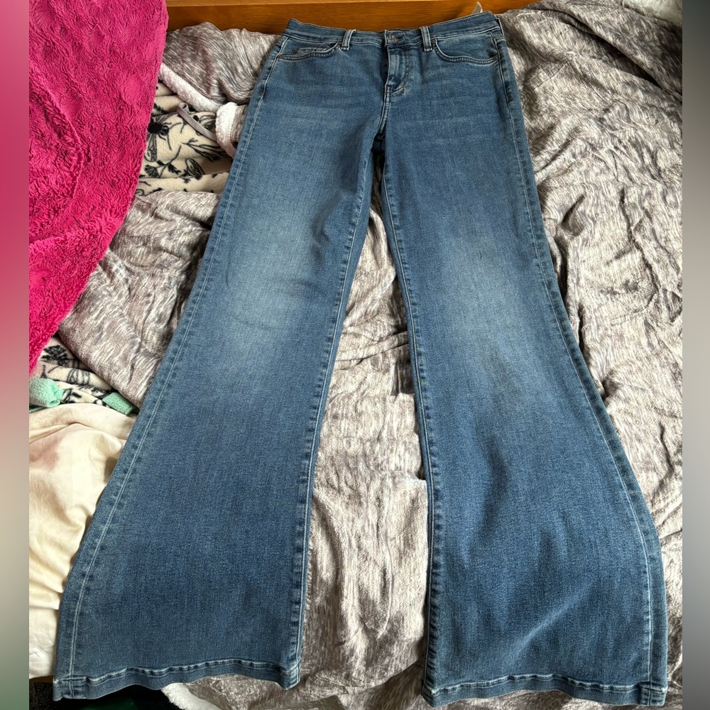 Women’s 7 For All Mankind Dojo Jeans Size 28